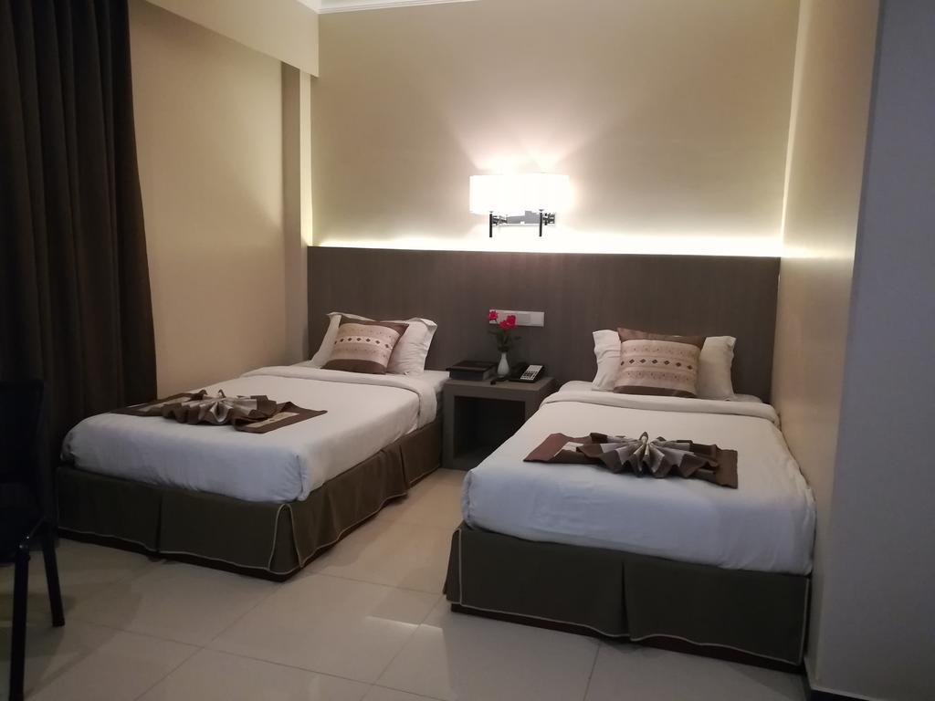 Golden Hill Hotel - Lashio Eksteriør billede